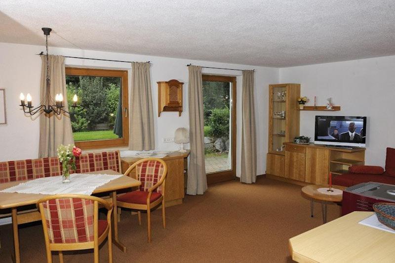Appartementhaus St. Martin Seefeld in Tirol Bilik gambar